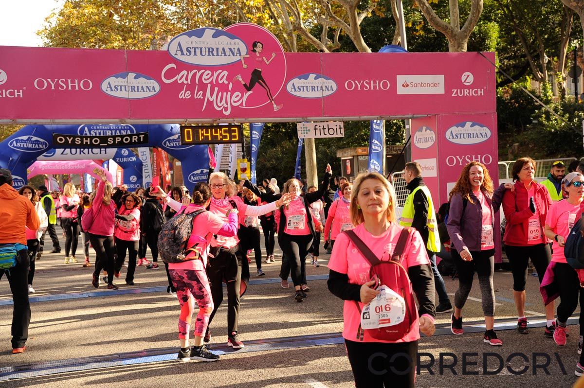 Llegada de la Carrera de la Mujer de Barcelona (ARCO DERECHO 92)