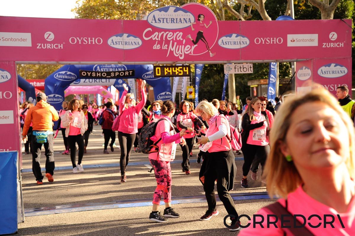Llegada de la Carrera de la Mujer de Barcelona (ARCO DERECHO 92)