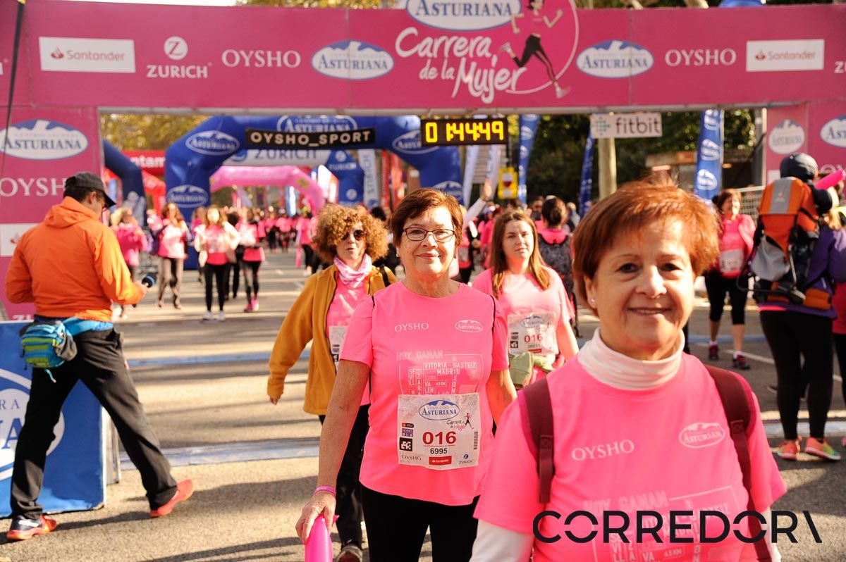 Llegada de la Carrera de la Mujer de Barcelona (ARCO DERECHO 92)