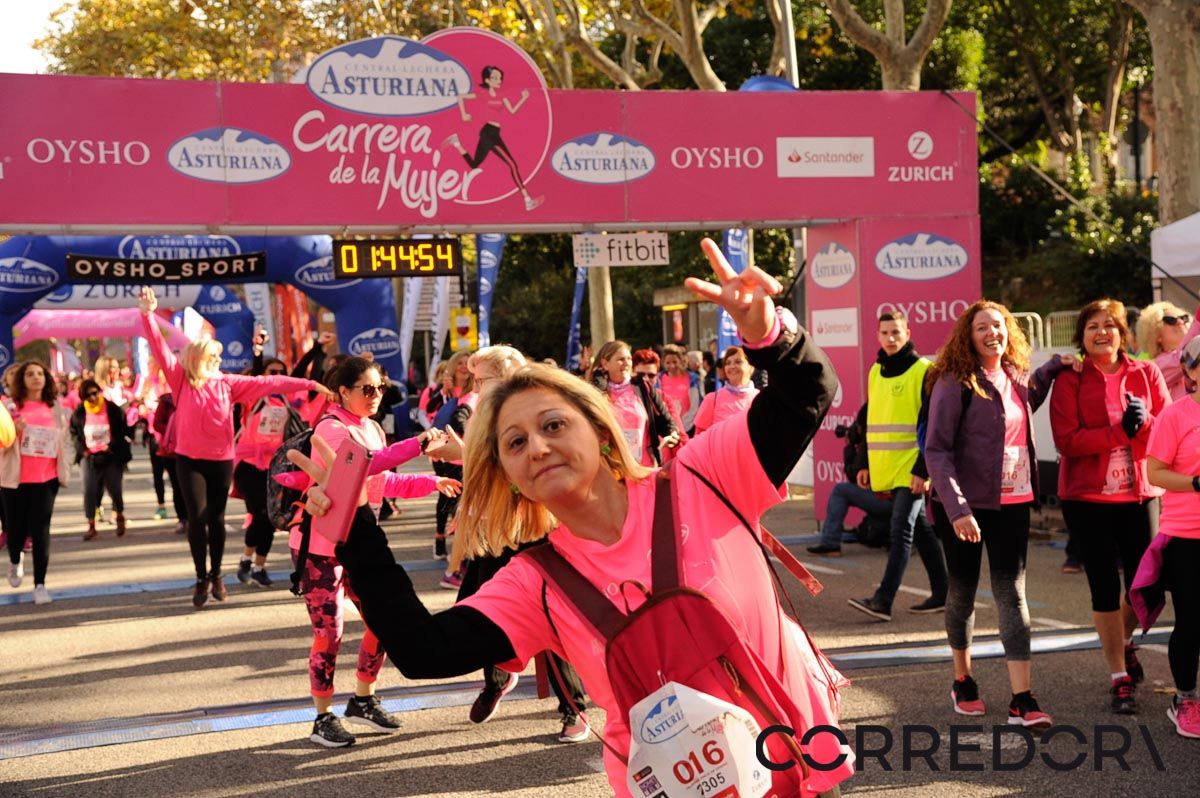 Llegada de la Carrera de la Mujer de Barcelona (ARCO DERECHO 92)