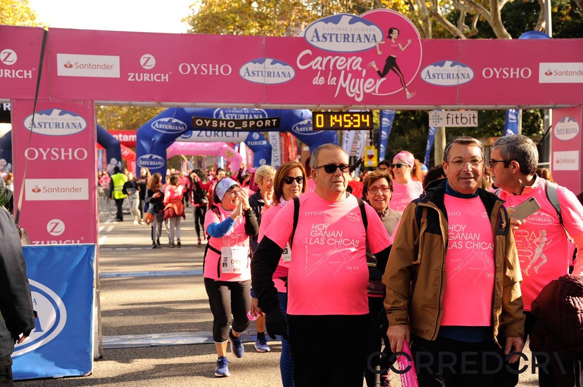 Llegada de la Carrera de la Mujer de Barcelona (ARCO DERECHO 93)