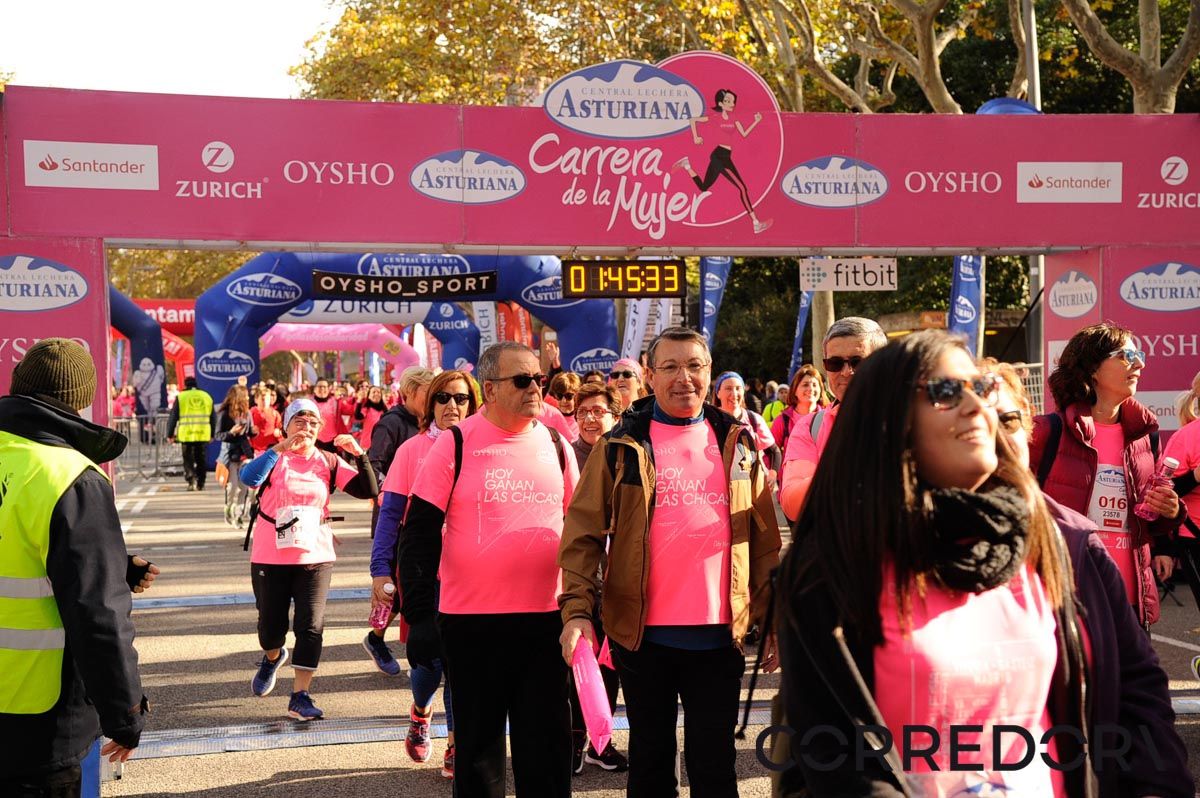 Llegada de la Carrera de la Mujer de Barcelona (ARCO DERECHO 93)