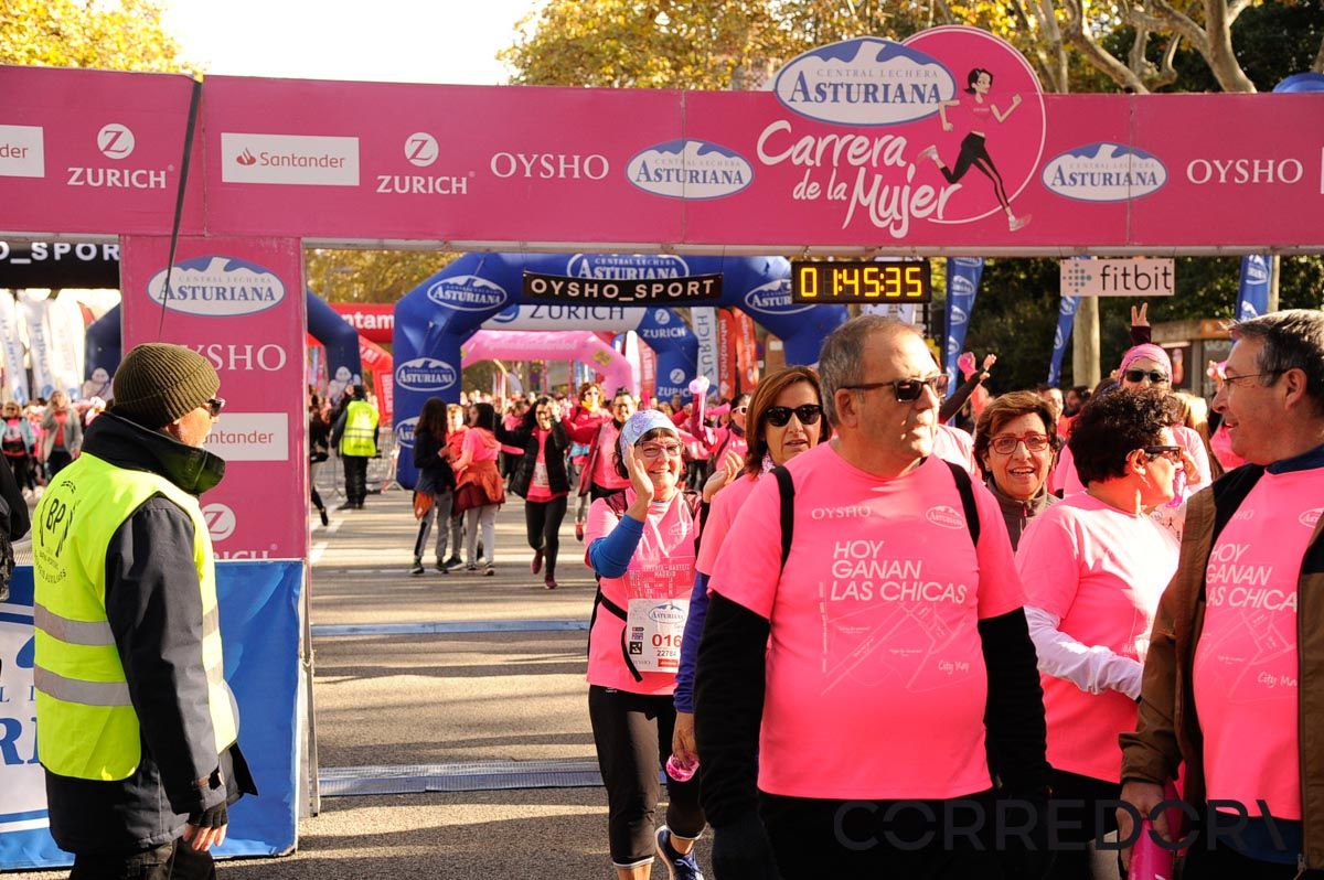 Llegada de la Carrera de la Mujer de Barcelona (ARCO DERECHO 93)
