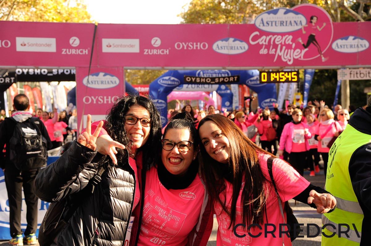 Llegada de la Carrera de la Mujer de Barcelona (ARCO DERECHO 94)
