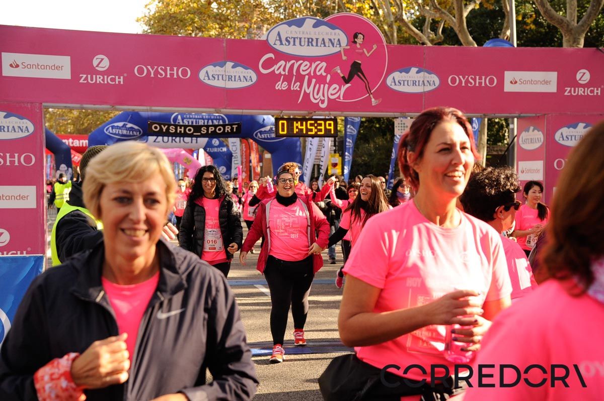 Llegada de la Carrera de la Mujer de Barcelona (ARCO DERECHO 94)