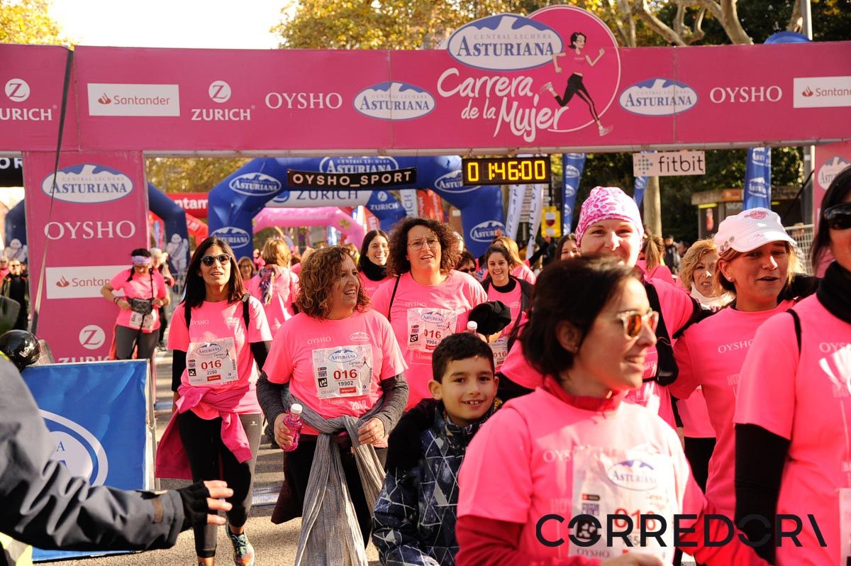 Llegada de la Carrera de la Mujer de Barcelona (ARCO DERECHO 94)