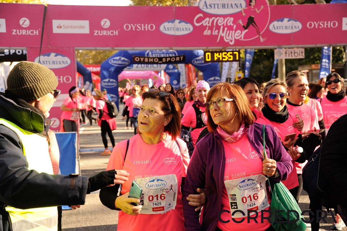 Llegada de la Carrera de la Mujer de Barcelona (ARCO DERECHO 94)