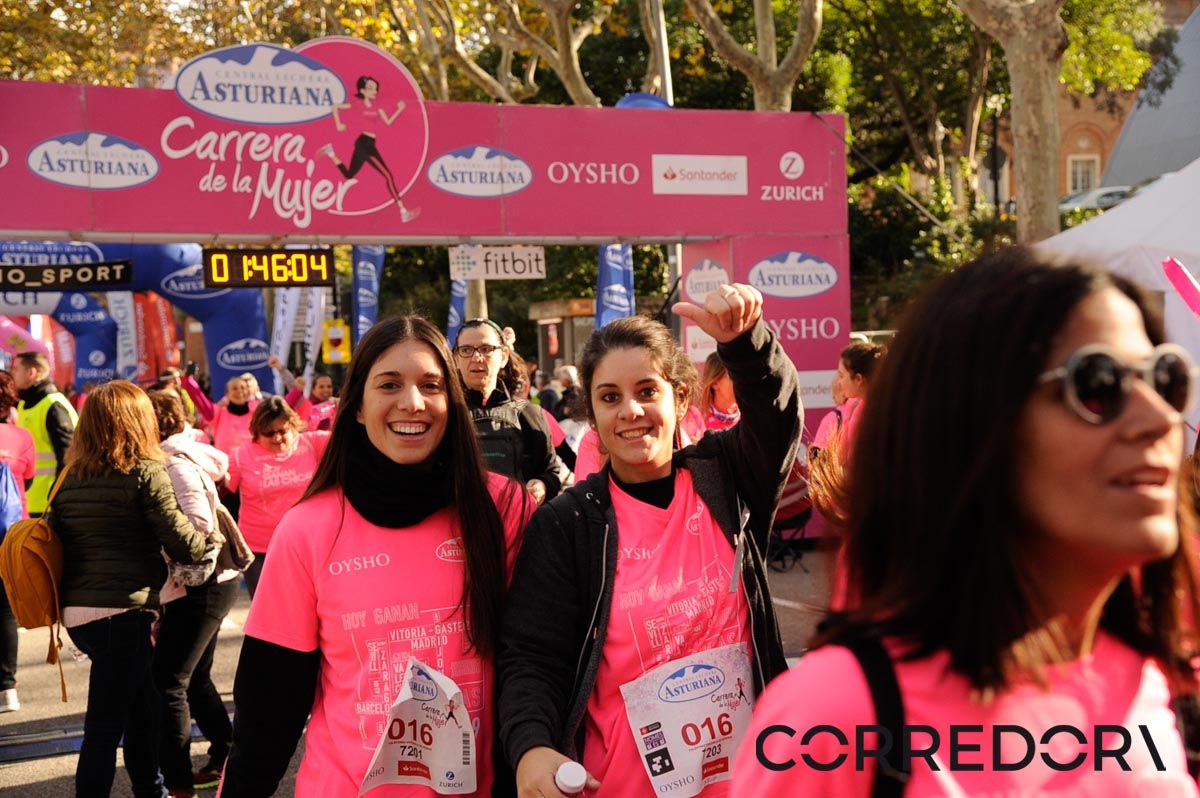 Llegada de la Carrera de la Mujer de Barcelona (ARCO DERECHO 94)