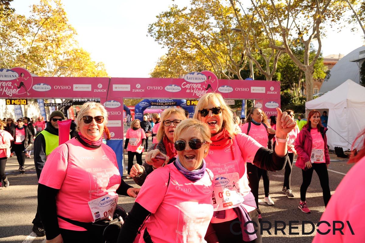 Llegada de la Carrera de la Mujer de Barcelona (ARCO DERECHO 95)