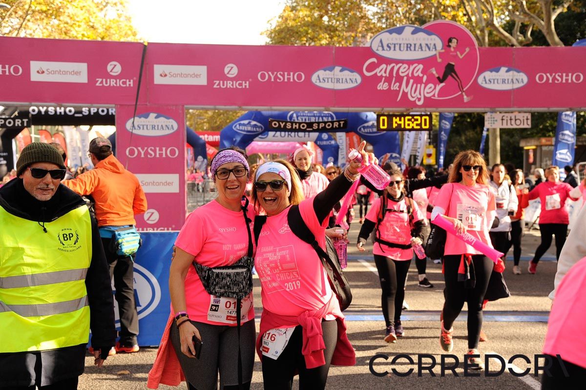 Llegada de la Carrera de la Mujer de Barcelona (ARCO DERECHO 95)