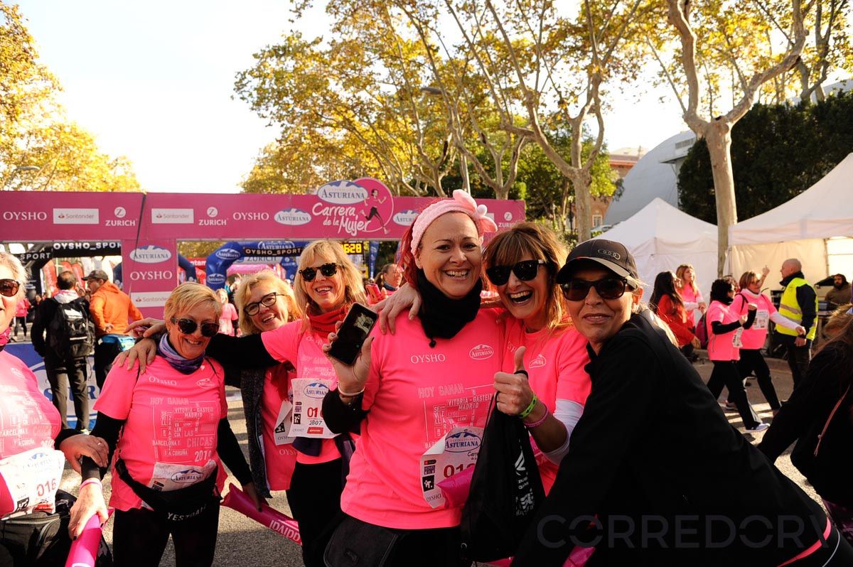 Llegada de la Carrera de la Mujer de Barcelona (ARCO DERECHO 95)