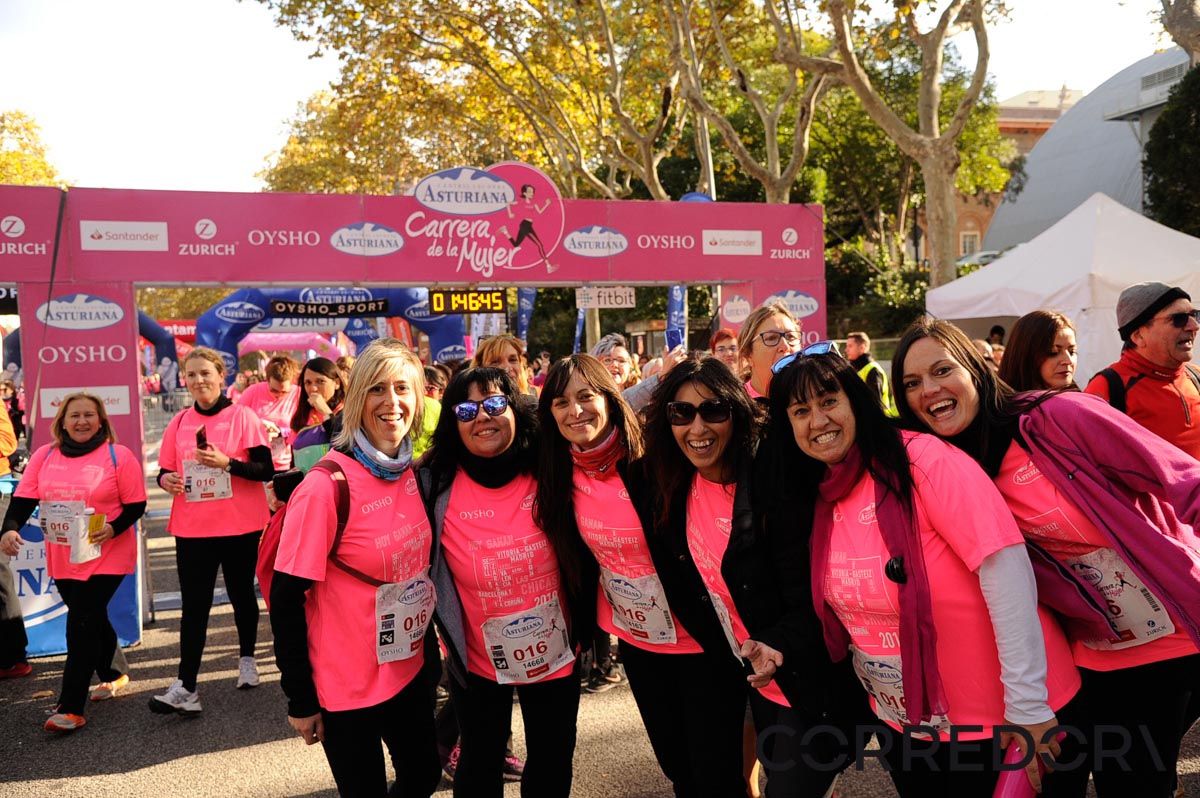 Llegada de la Carrera de la Mujer de Barcelona (ARCO DERECHO 95)