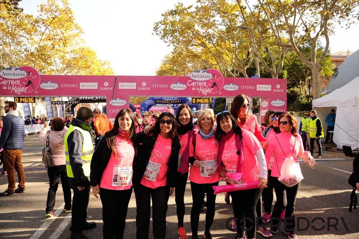 Llegada de la Carrera de la Mujer de Barcelona (ARCO DERECHO 95)