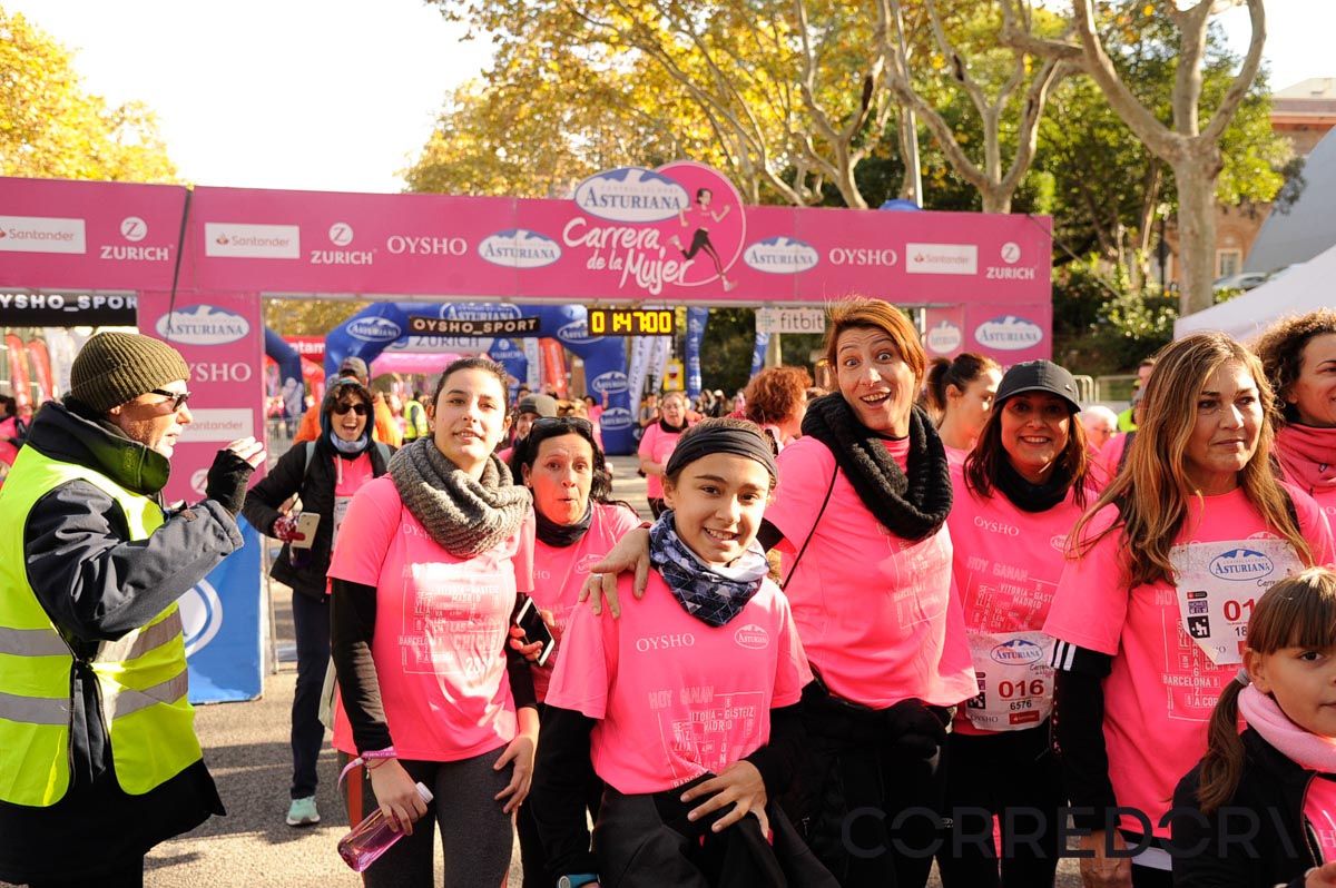Llegada de la Carrera de la Mujer de Barcelona (ARCO DERECHO 95)