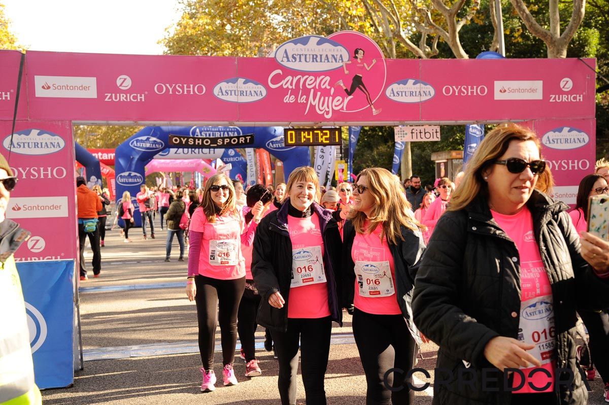 Llegada de la Carrera de la Mujer de Barcelona (ARCO DERECHO 96)