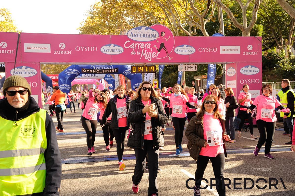 Llegada de la Carrera de la Mujer de Barcelona (ARCO DERECHO 96)