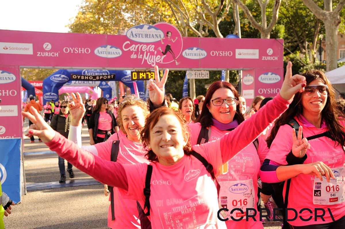 Llegada de la Carrera de la Mujer de Barcelona (ARCO DERECHO 96)