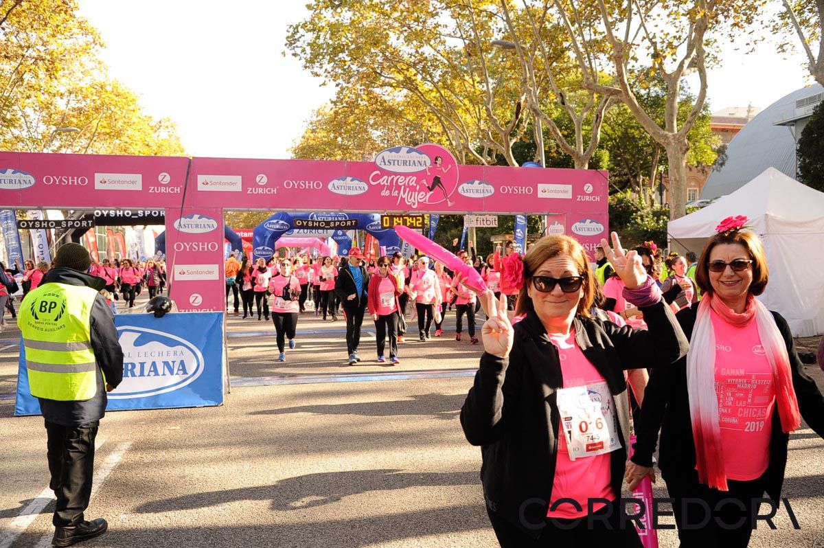 Llegada de la Carrera de la Mujer de Barcelona (ARCO DERECHO 97)