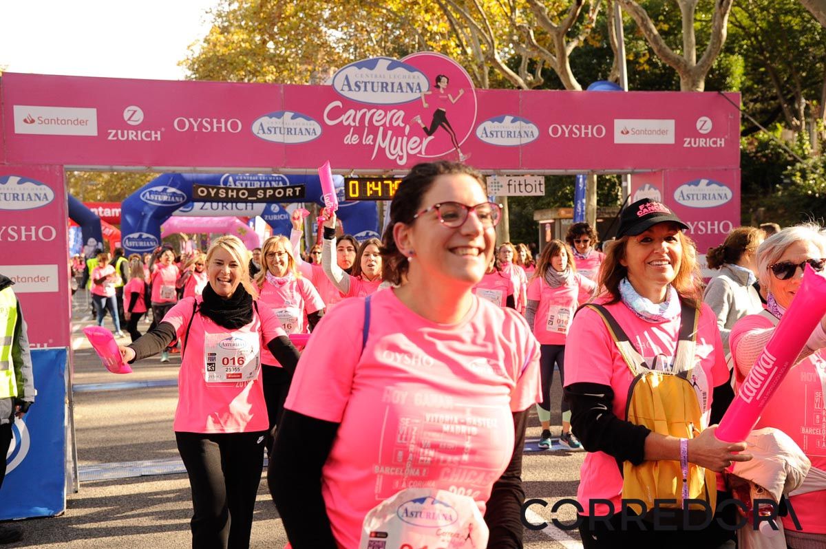 Llegada de la Carrera de la Mujer de Barcelona (ARCO DERECHO 97)