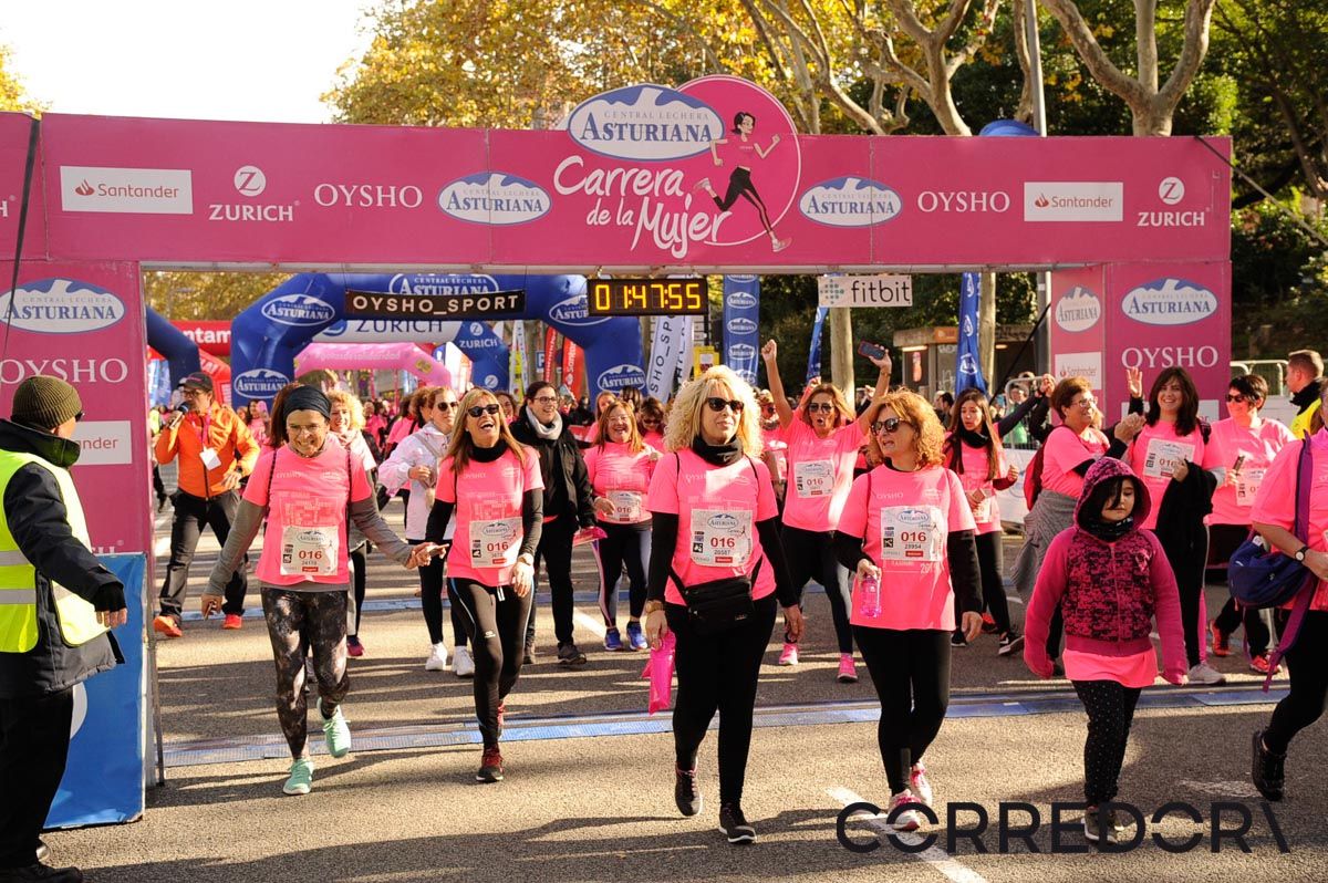 Llegada de la Carrera de la Mujer de Barcelona (ARCO DERECHO 97)