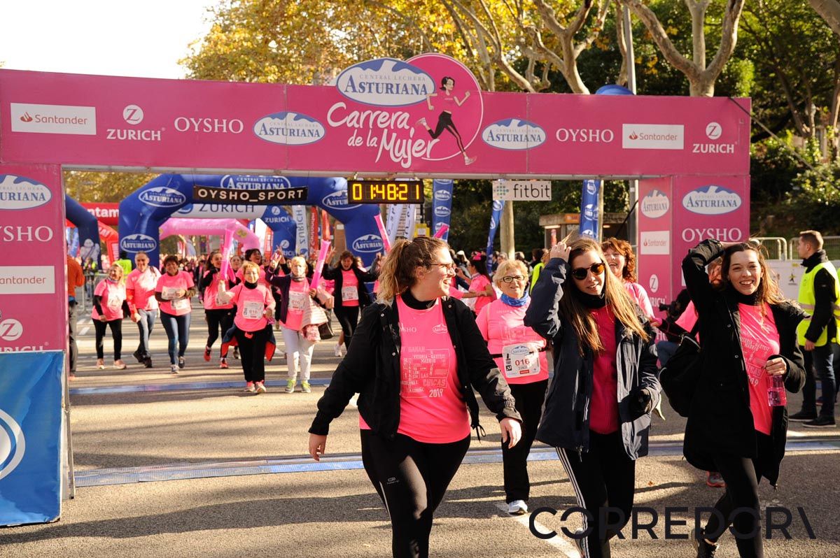 Llegada de la Carrera de la Mujer de Barcelona (ARCO DERECHO 98)