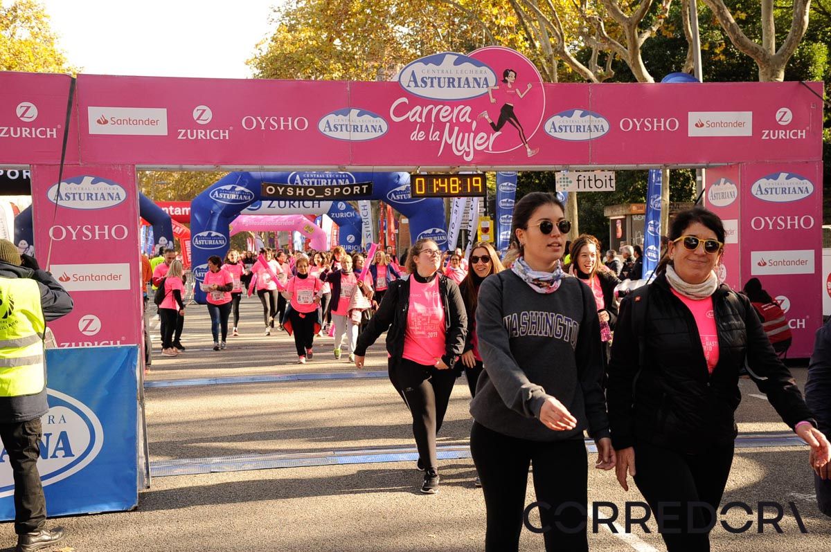 Llegada de la Carrera de la Mujer de Barcelona (ARCO DERECHO 98)