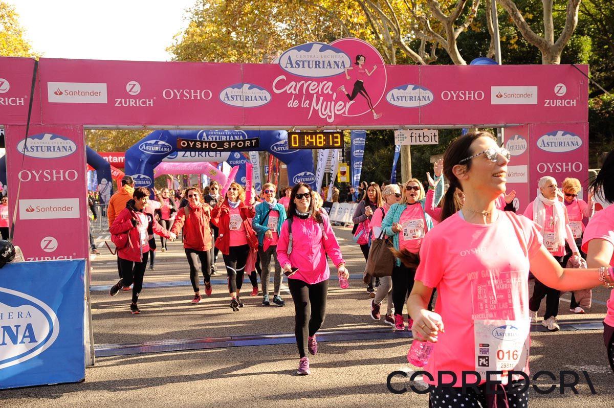 Llegada de la Carrera de la Mujer de Barcelona (ARCO DERECHO 98)