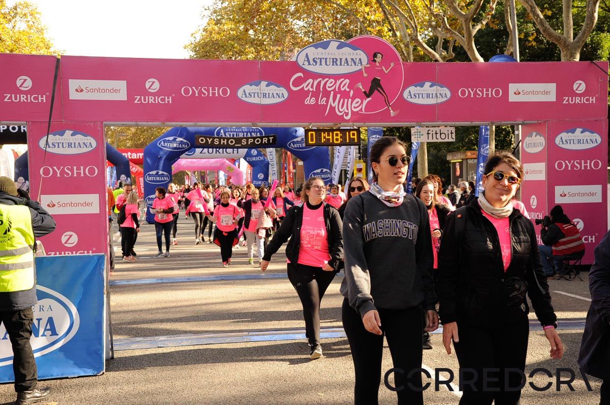 Llegada de la Carrera de la Mujer de Barcelona (ARCO DERECHO 98)