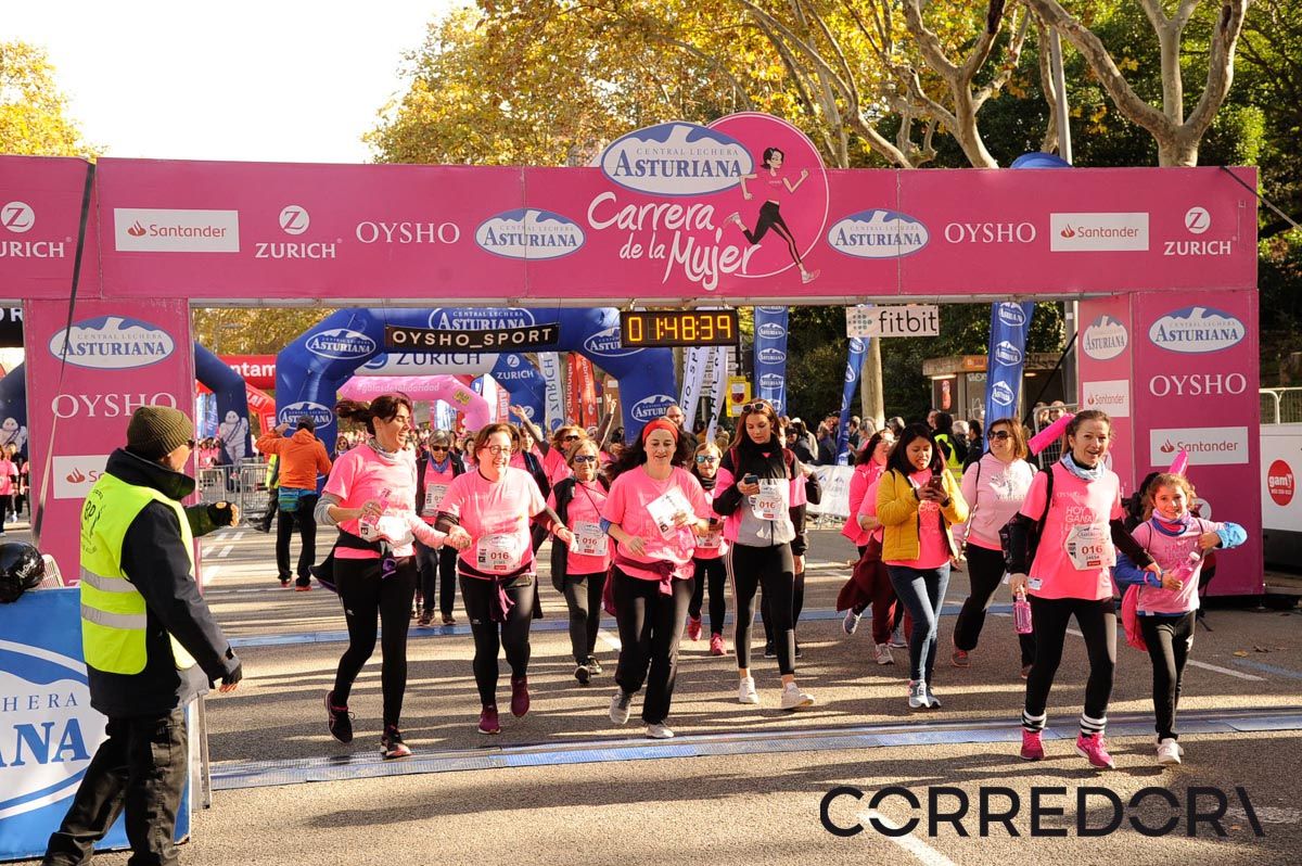 Llegada de la Carrera de la Mujer de Barcelona (ARCO DERECHO 98)