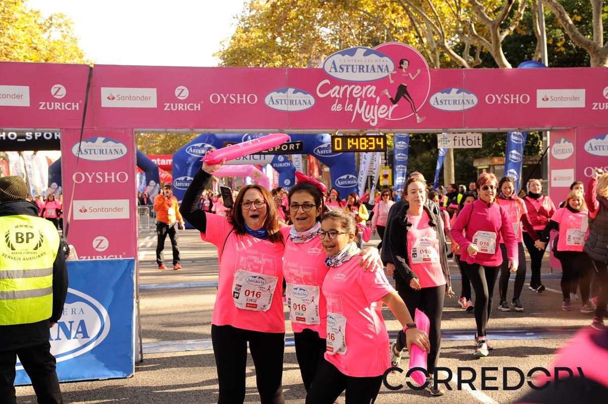 Llegada de la Carrera de la Mujer de Barcelona (ARCO DERECHO 98)