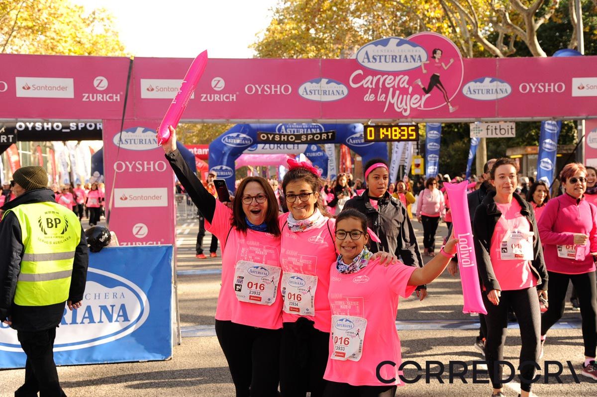 Llegada de la Carrera de la Mujer de Barcelona (ARCO DERECHO 98)