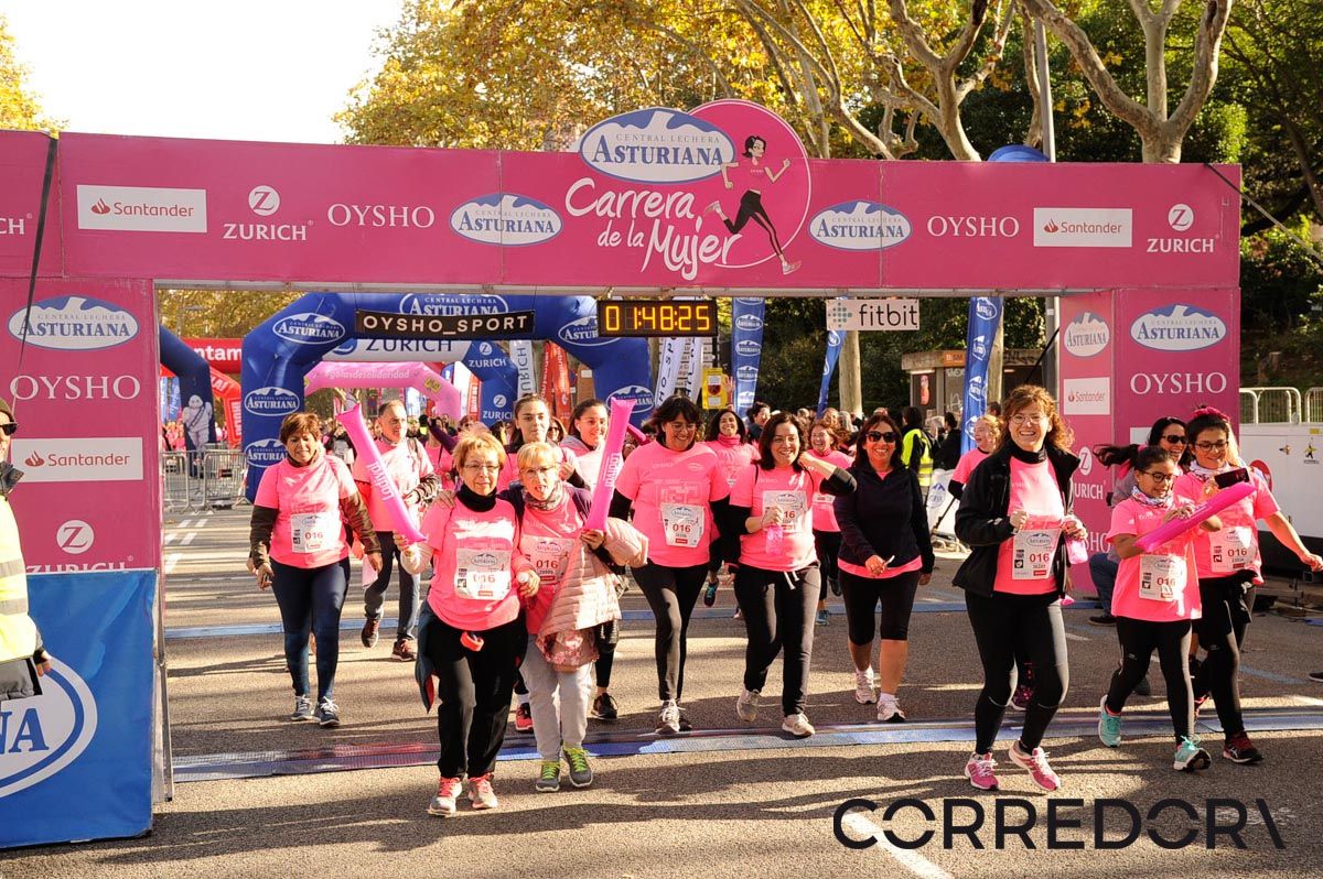 Llegada de la Carrera de la Mujer de Barcelona (ARCO DERECHO 98)
