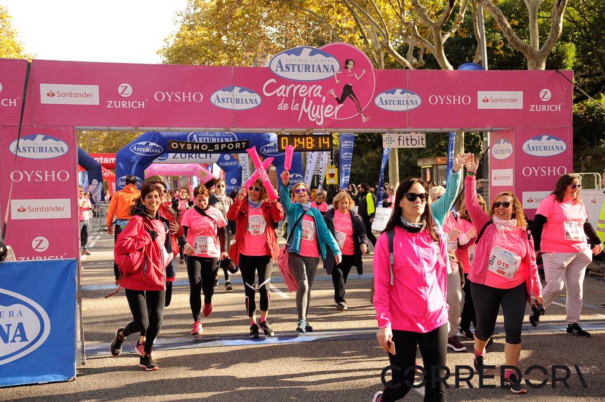 Llegada de la Carrera de la Mujer de Barcelona (ARCO DERECHO 98)