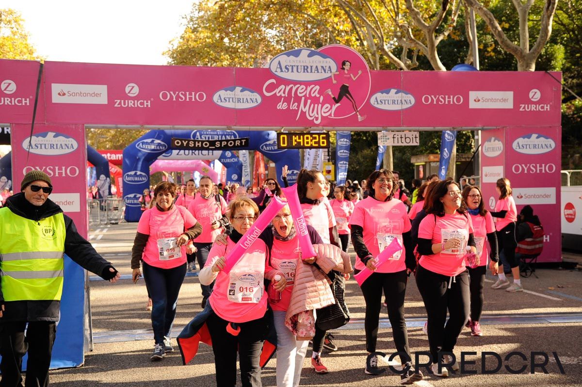 Llegada de la Carrera de la Mujer de Barcelona (ARCO DERECHO 98)