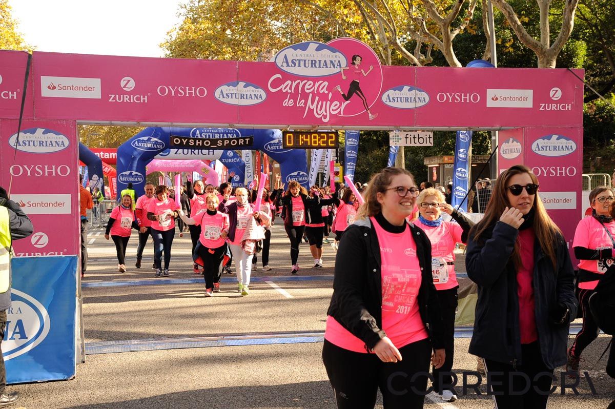 Llegada de la Carrera de la Mujer de Barcelona (ARCO DERECHO 98)