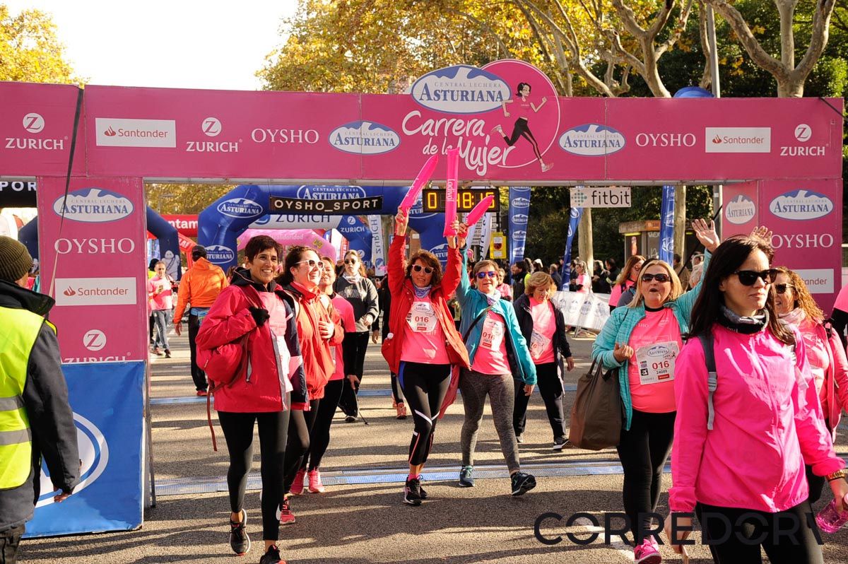 Llegada de la Carrera de la Mujer de Barcelona (ARCO DERECHO 98)
