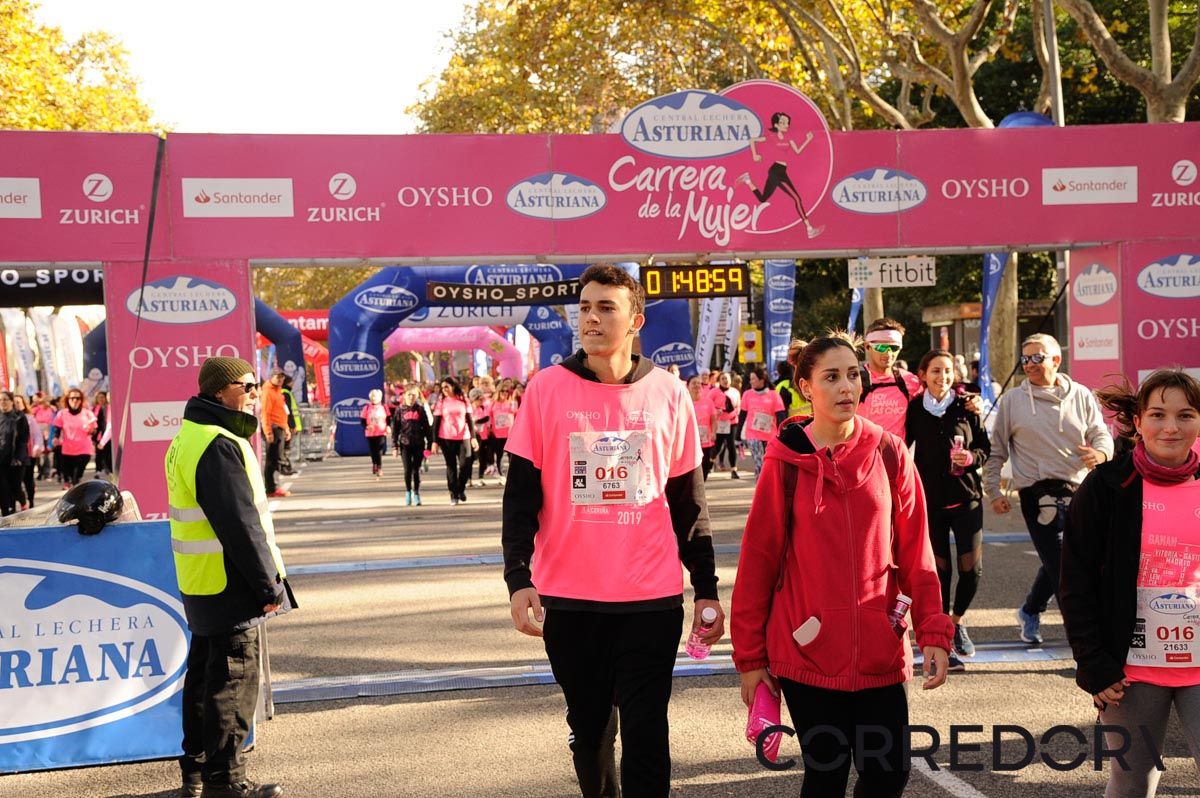 Llegada de la Carrera de la Mujer de Barcelona (ARCO DERECHO 99)