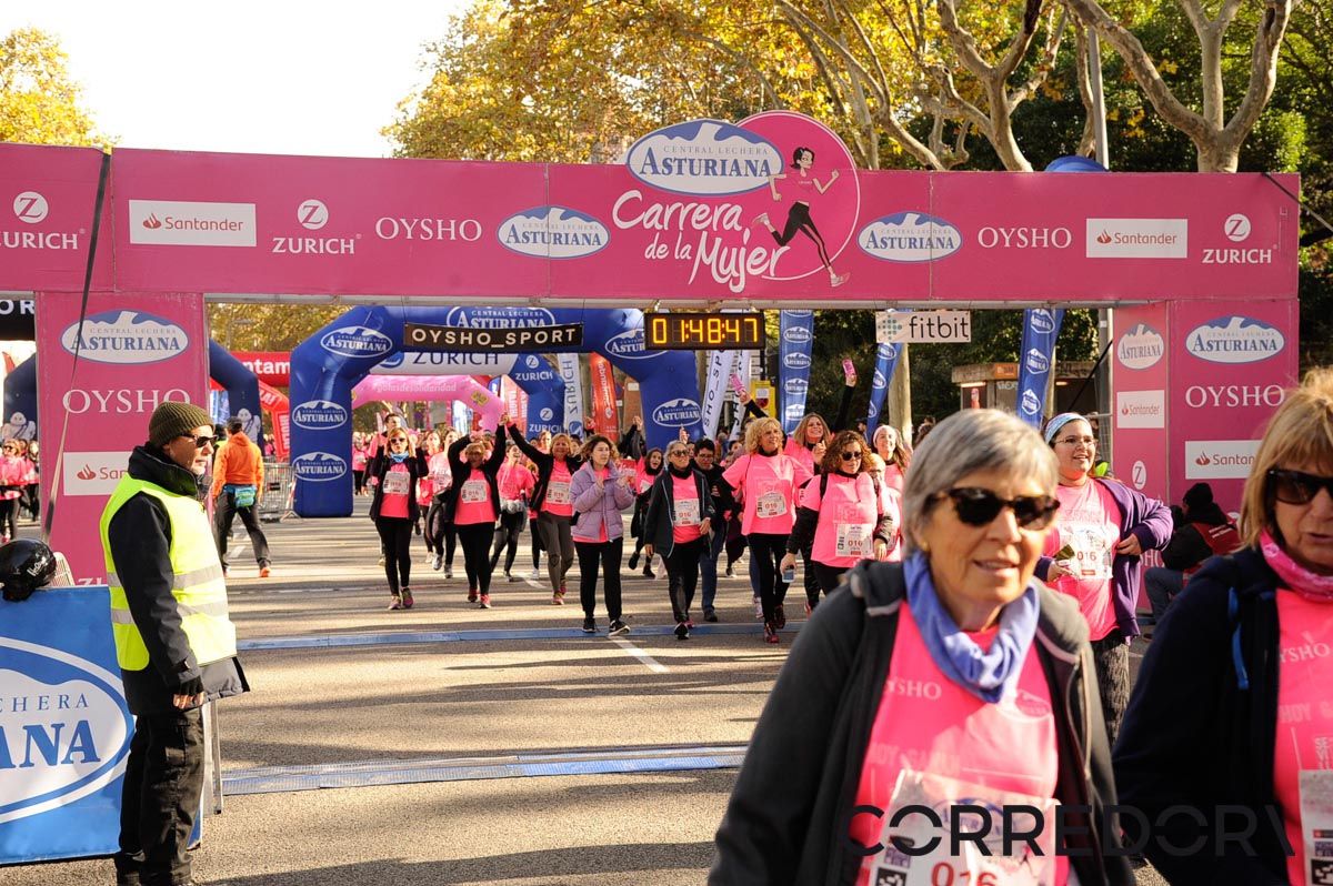Llegada de la Carrera de la Mujer de Barcelona (ARCO DERECHO 98)