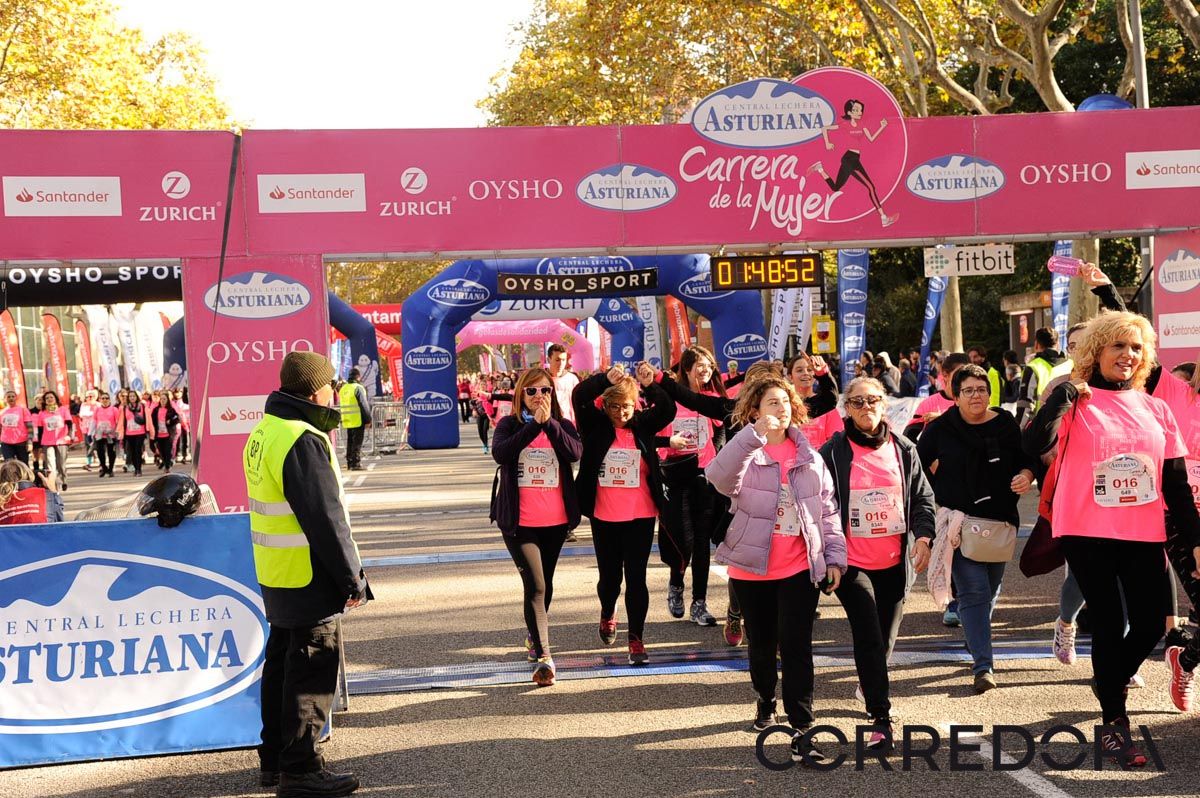 Llegada de la Carrera de la Mujer de Barcelona (ARCO DERECHO 99)