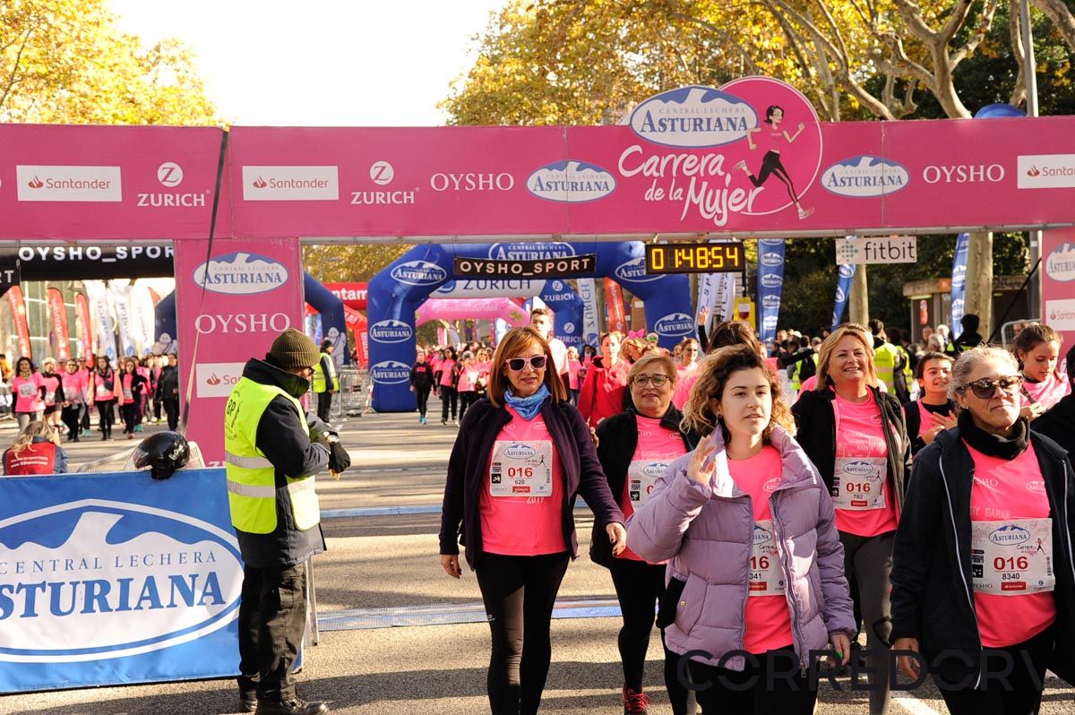 Llegada de la Carrera de la Mujer de Barcelona (ARCO DERECHO 99)