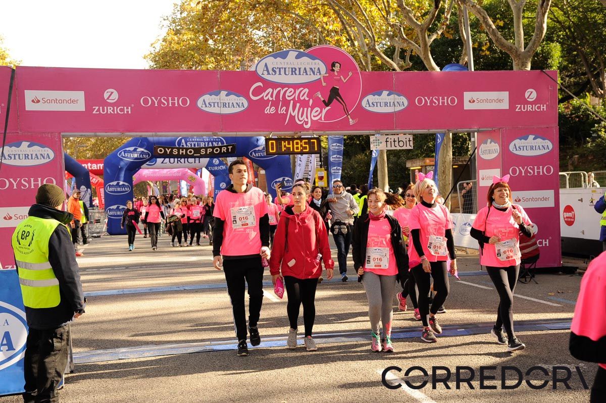 Llegada de la Carrera de la Mujer de Barcelona (ARCO DERECHO 99)