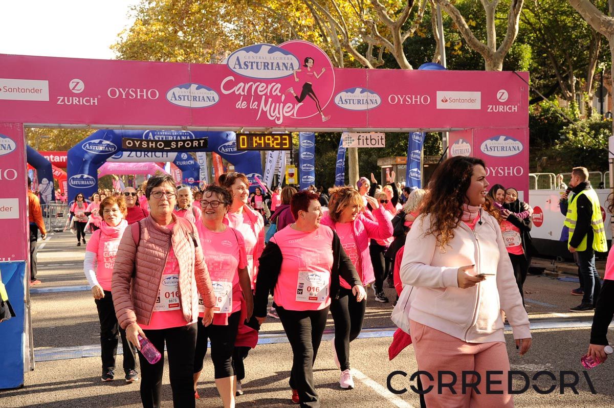Llegada de la Carrera de la Mujer de Barcelona (ARCO DERECHO 99)