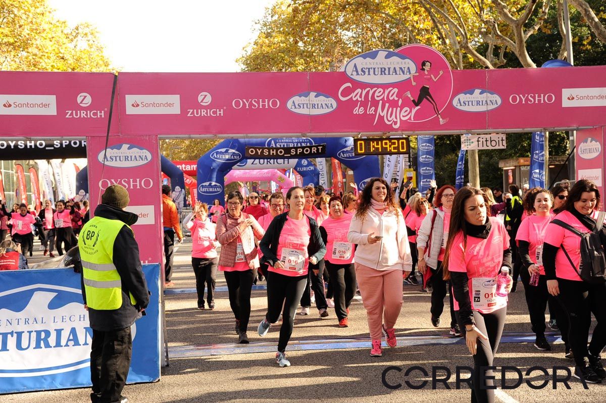 Llegada de la Carrera de la Mujer de Barcelona (ARCO DERECHO 99)