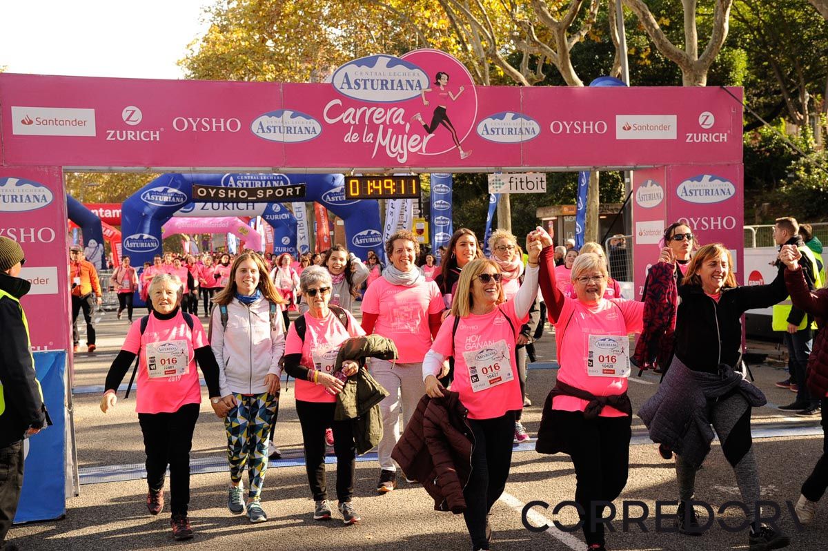 Llegada de la Carrera de la Mujer de Barcelona (ARCO DERECHO 99)