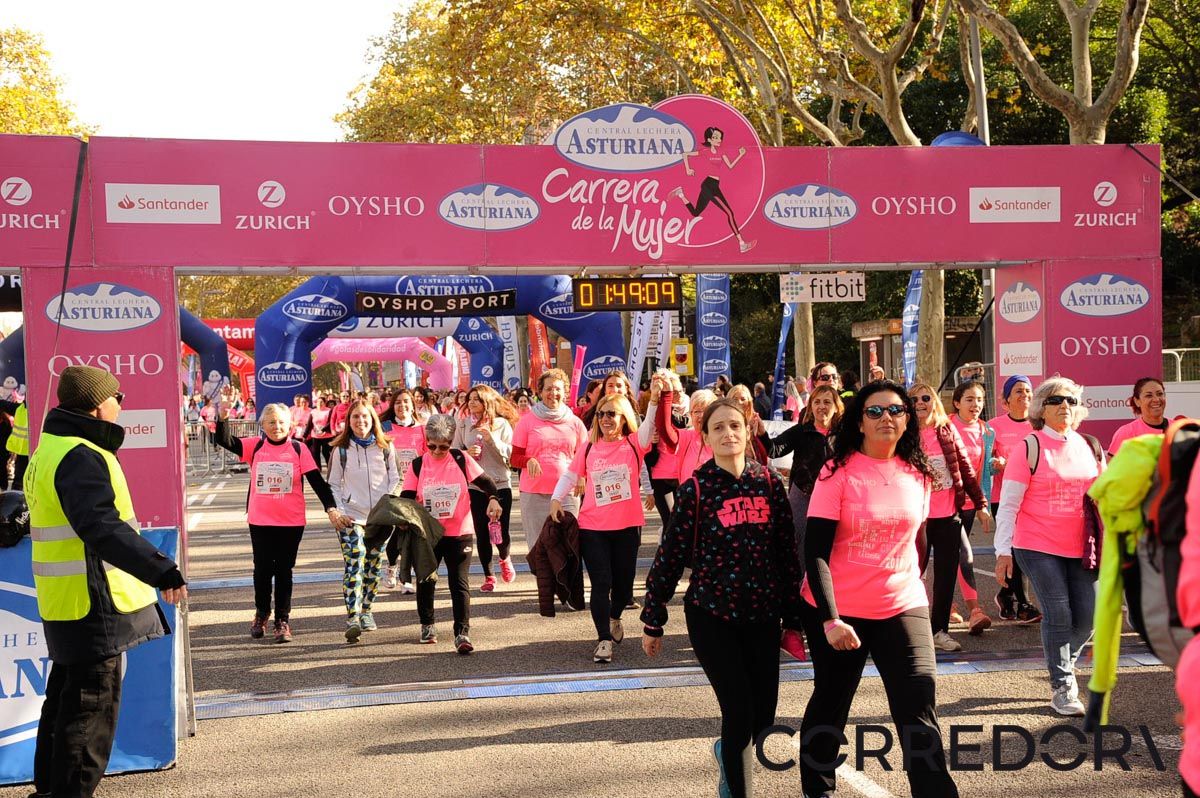 Llegada de la Carrera de la Mujer de Barcelona (ARCO DERECHO 99)