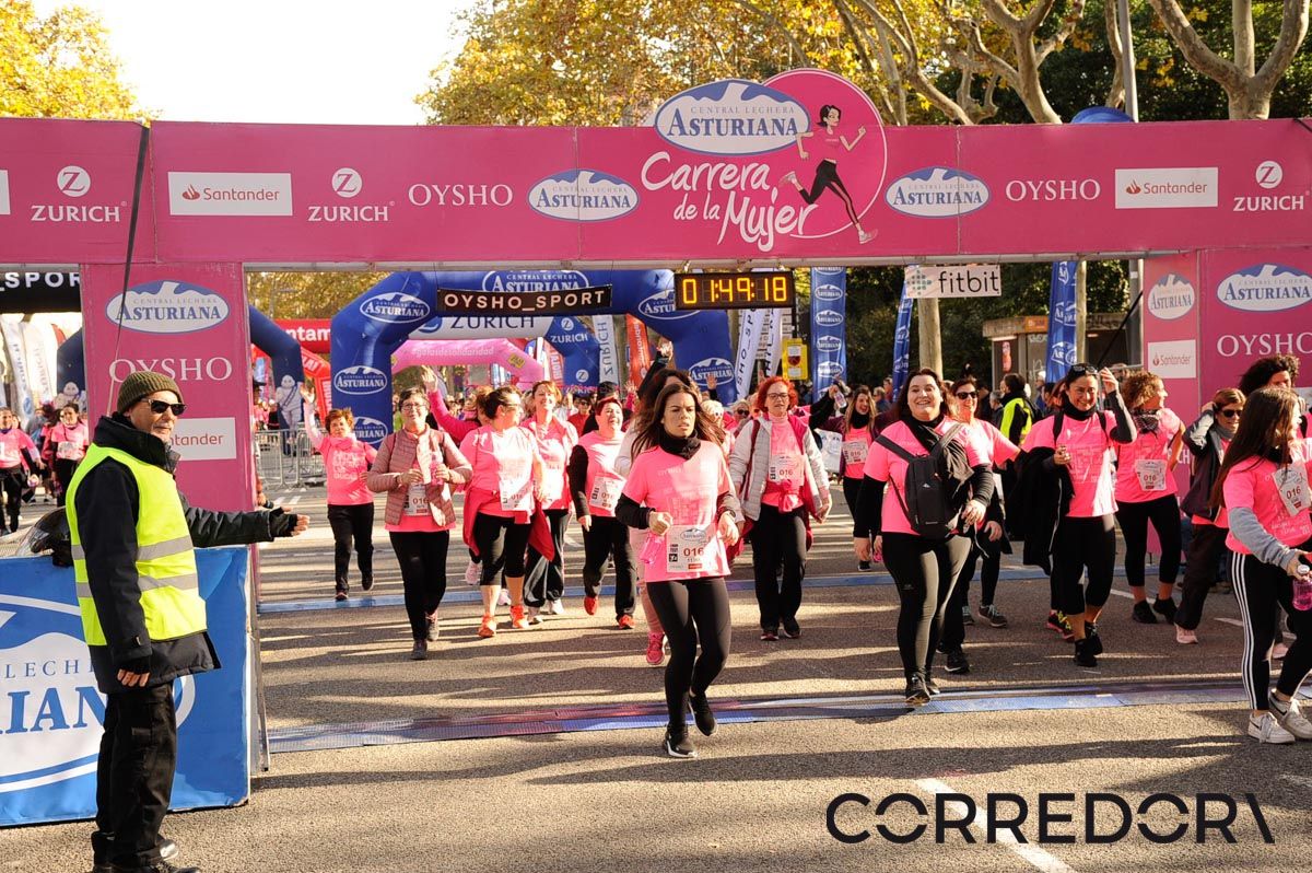 Llegada de la Carrera de la Mujer de Barcelona (ARCO DERECHO 99)