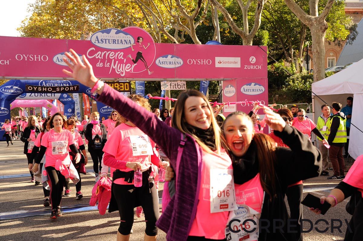 Llegada de la Carrera de la Mujer de Barcelona (ARCO DERECHO 100)