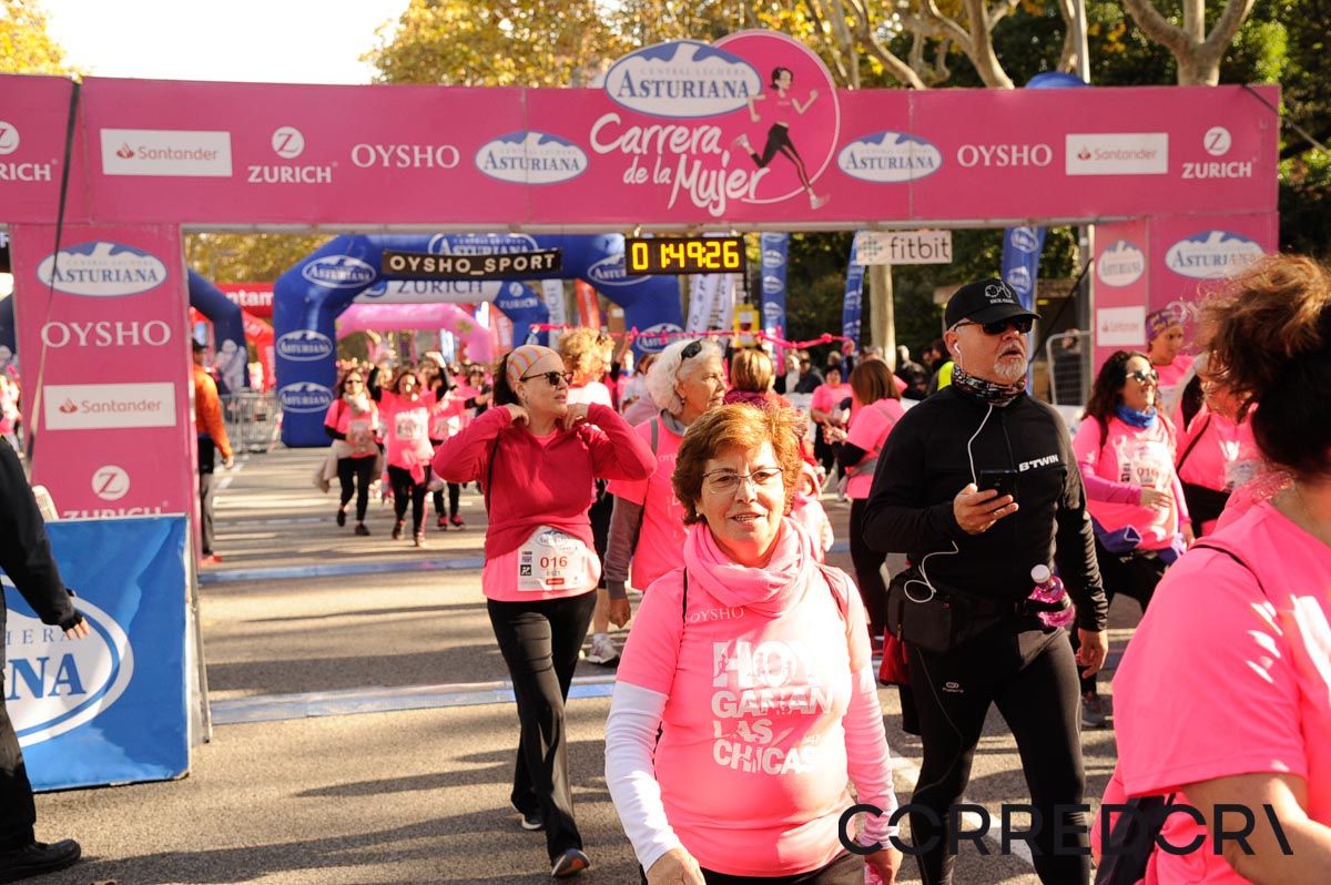 Llegada de la Carrera de la Mujer de Barcelona (ARCO DERECHO 99)