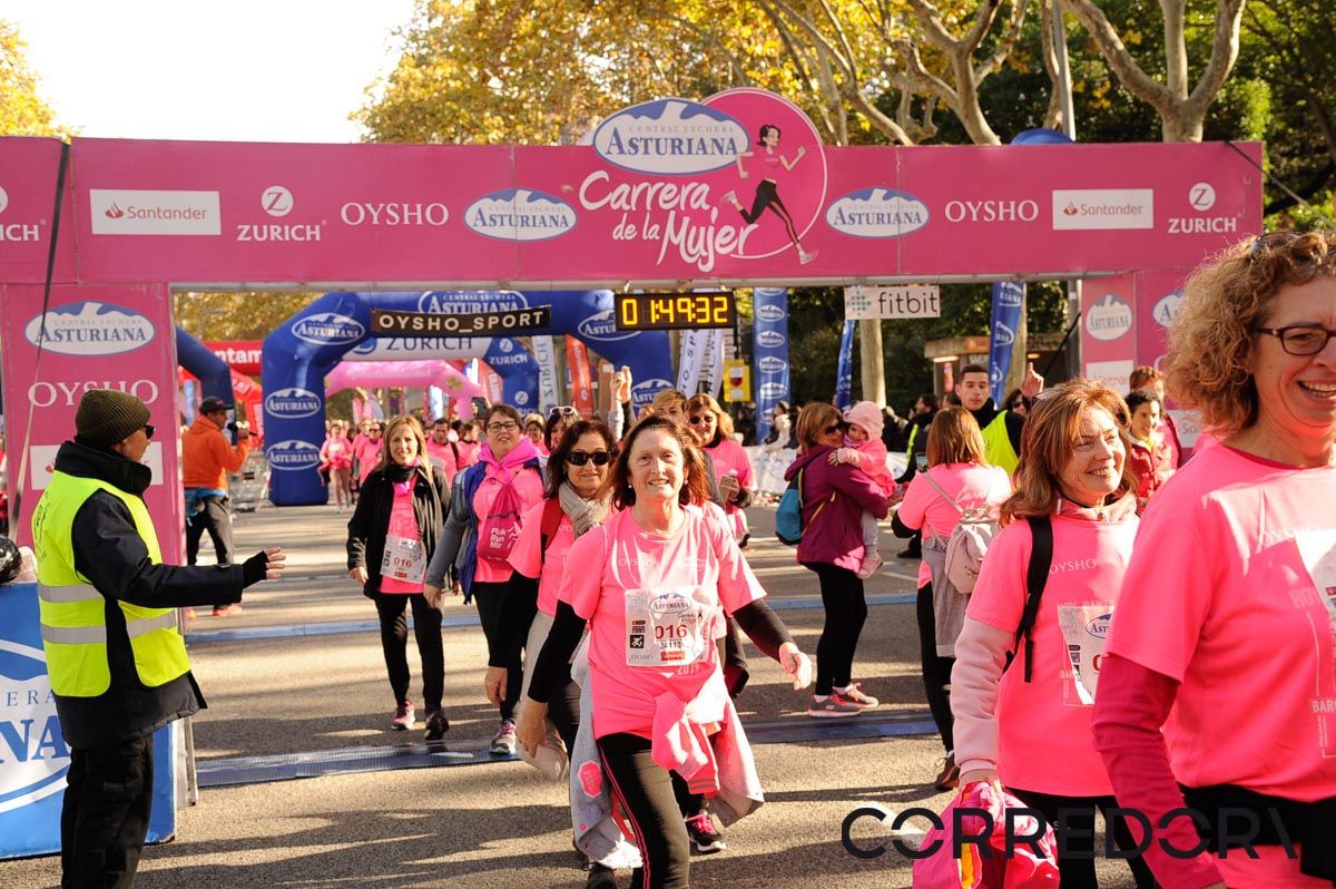 Llegada de la Carrera de la Mujer de Barcelona (ARCO DERECHO 100)