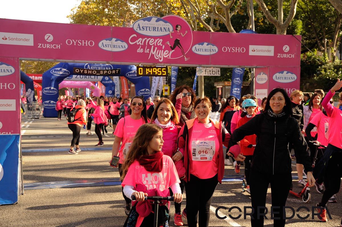 Llegada de la Carrera de la Mujer de Barcelona (ARCO DERECHO 100)